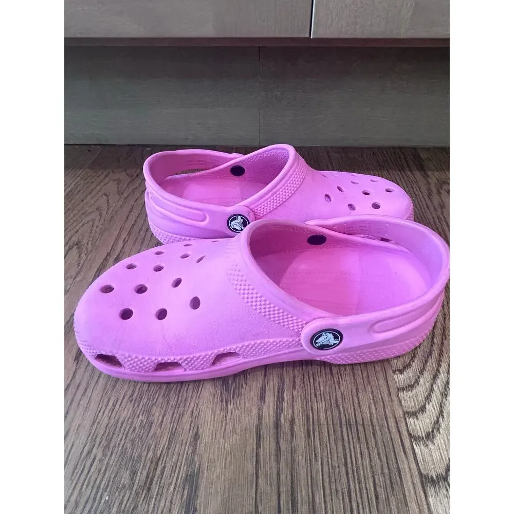 CROCS keep your
